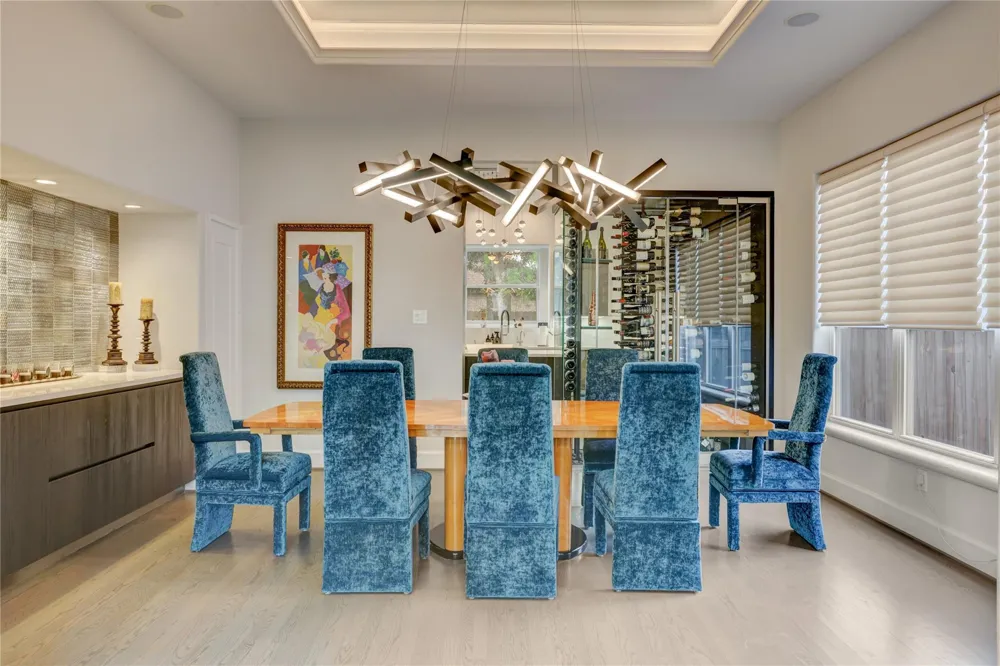 4806 Wedgewood Drive Bellaire, TX 77401