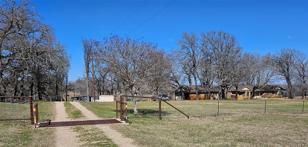 913 CR 237 Cameron, TX 76520