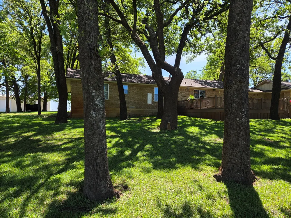 913 CR 237 Cameron, TX 76520