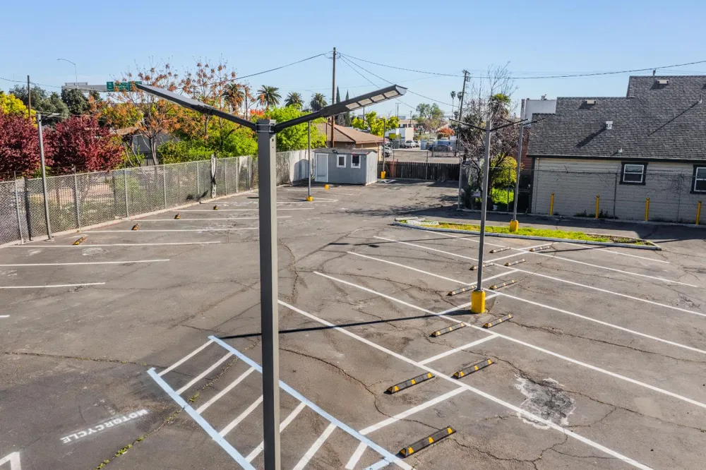 328 S Sutter Street Stockton, CA 95203