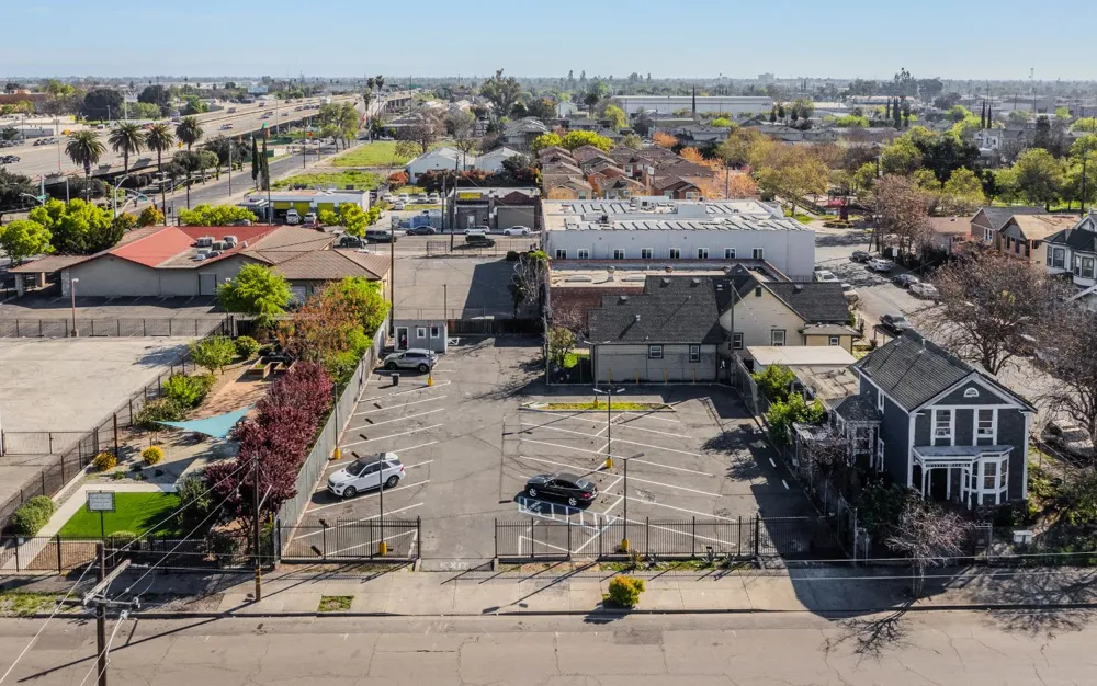328 S Sutter Street Stockton, CA 95203