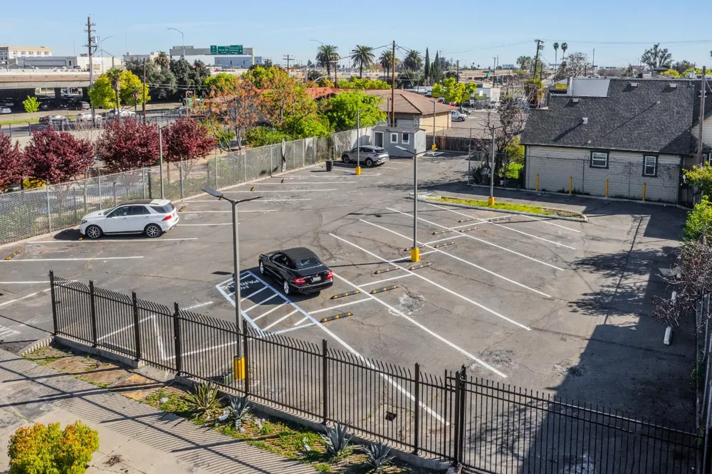 328 S Sutter Street Stockton, CA 95203
