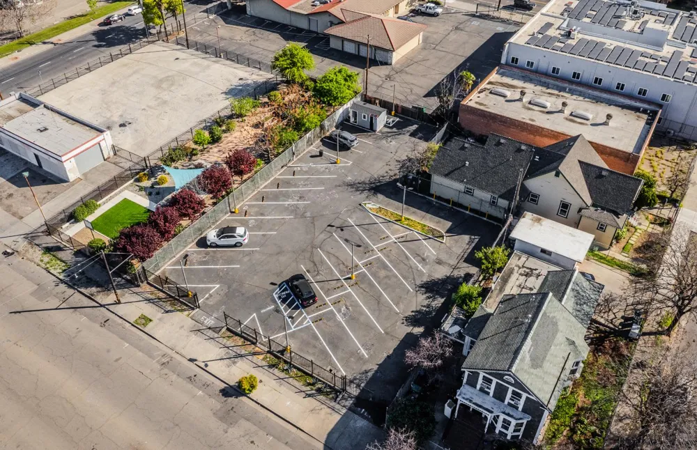 328 S Sutter Street Stockton, CA 95203