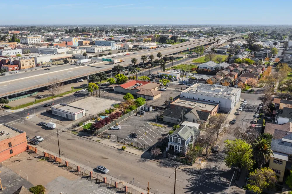 328 S Sutter Street Stockton, CA 95203