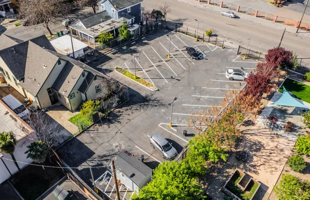 328 S Sutter Street Stockton, CA 95203