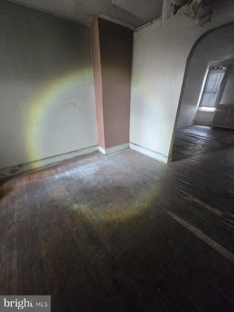 1026 W OLNEY AVENUE Philadelphia, PA 19141