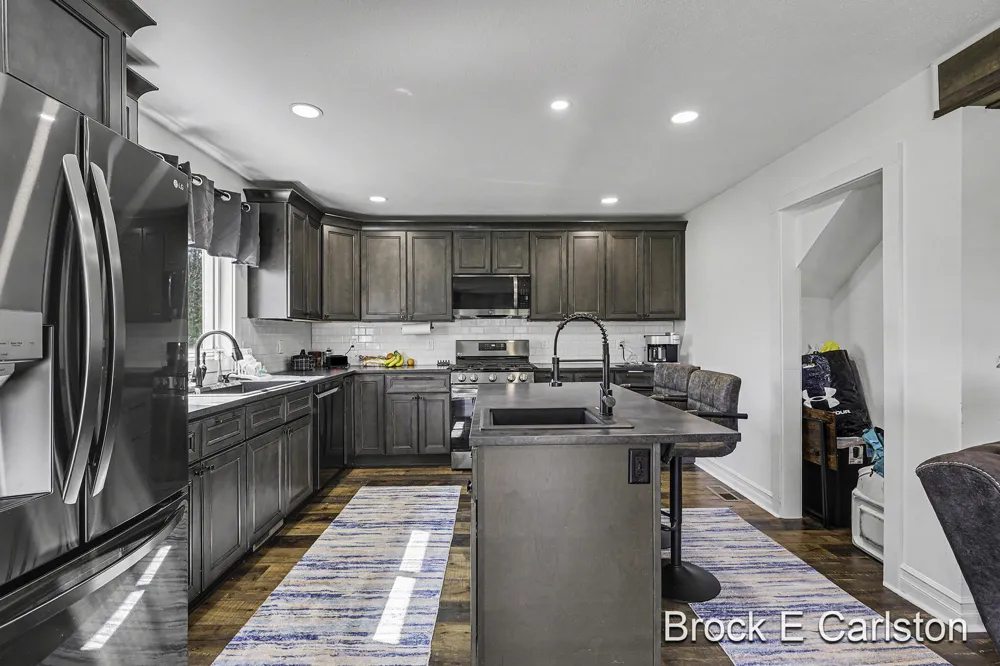 3233 Becker Road Muskegon, MI 49445