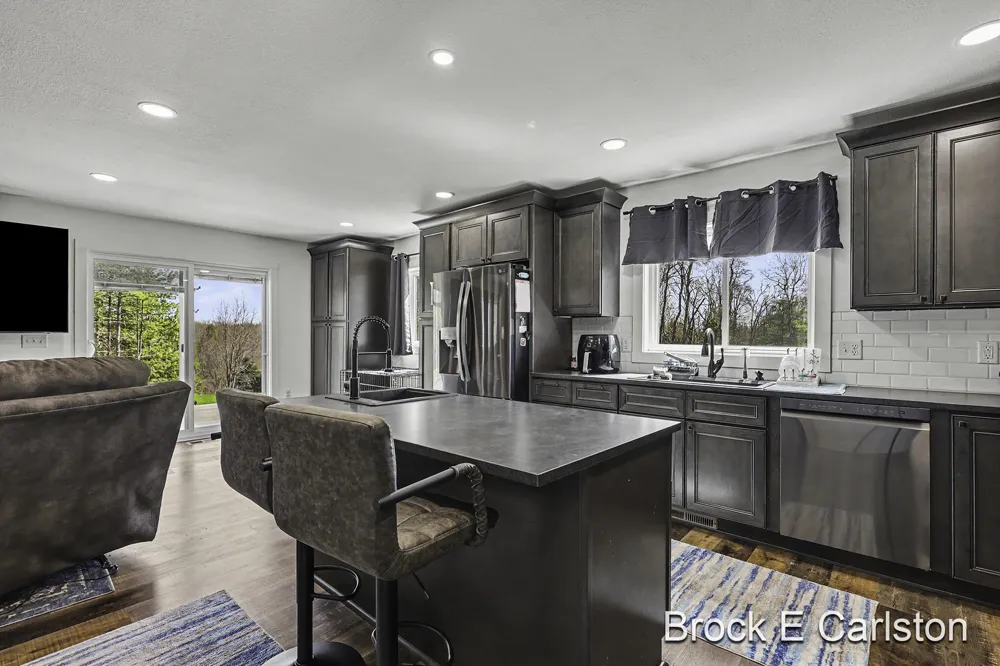 3233 Becker Road Muskegon, MI 49445