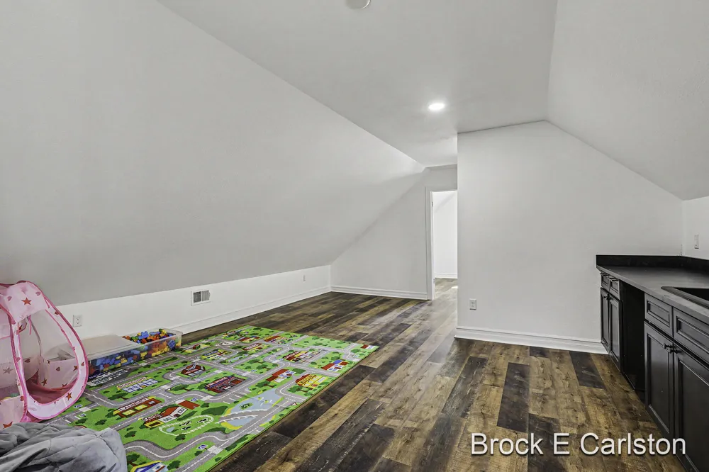 3233 Becker Road Muskegon, MI 49445