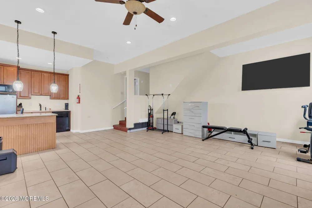 123 Reynolds Drive Eatontown, NJ 07724