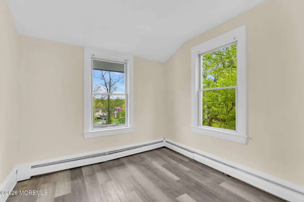 123 Reynolds Drive Eatontown, NJ 07724