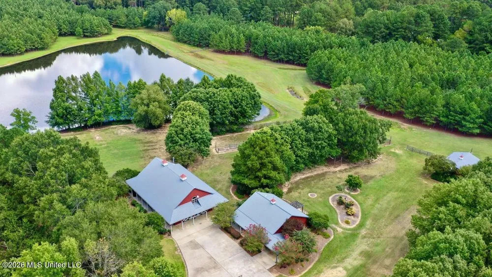 1454 Livingston Vernon Road Flora, MS 39071