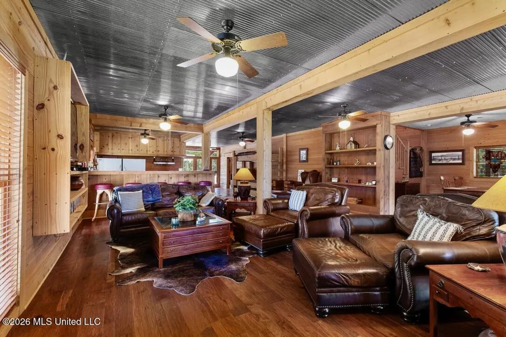 1454 Livingston Vernon Road Flora, MS 39071