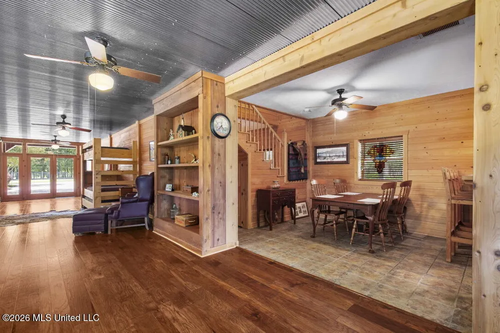 1454 Livingston Vernon Road Flora, MS 39071