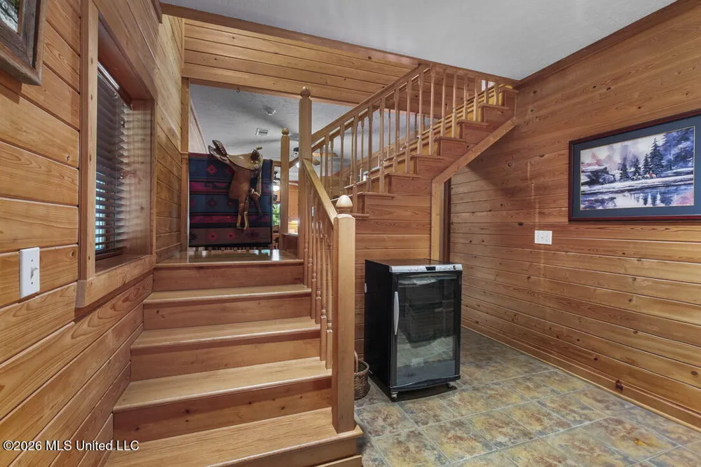 1454 Livingston Vernon Road Flora, MS 39071
