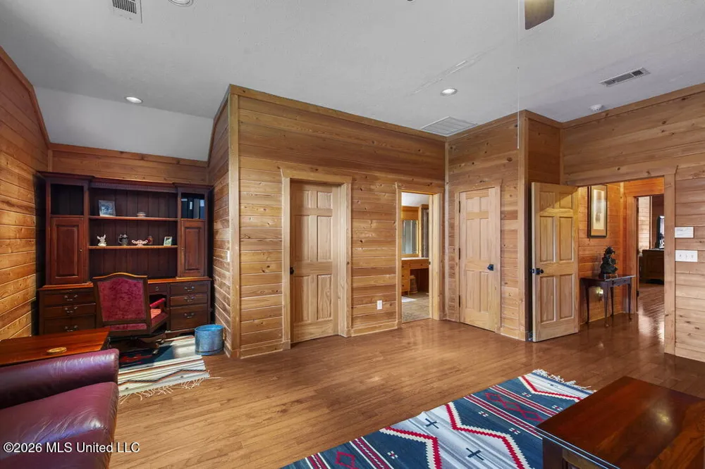 1454 Livingston Vernon Road Flora, MS 39071