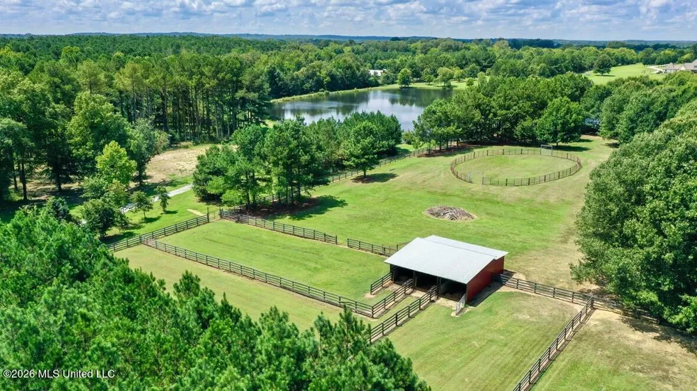 1454 Livingston Vernon Road Flora, MS 39071
