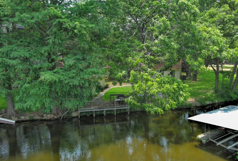 4703 Laguna Ln Austin, TX 78746