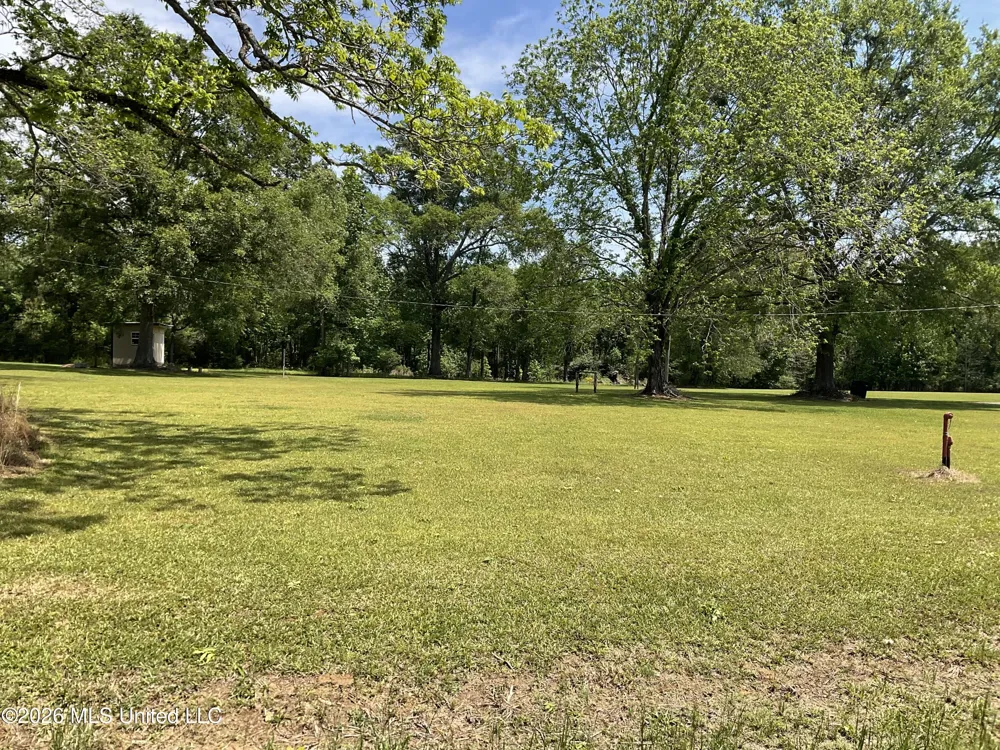 12007 Highway 16 E Benton, MS 39039