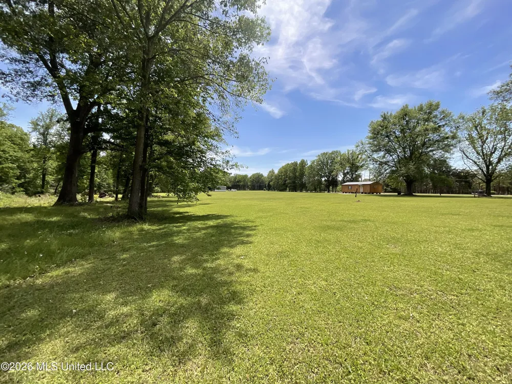 12007 Highway 16 E Benton, MS 39039