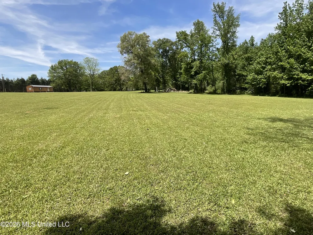 12007 Highway 16 E Benton, MS 39039