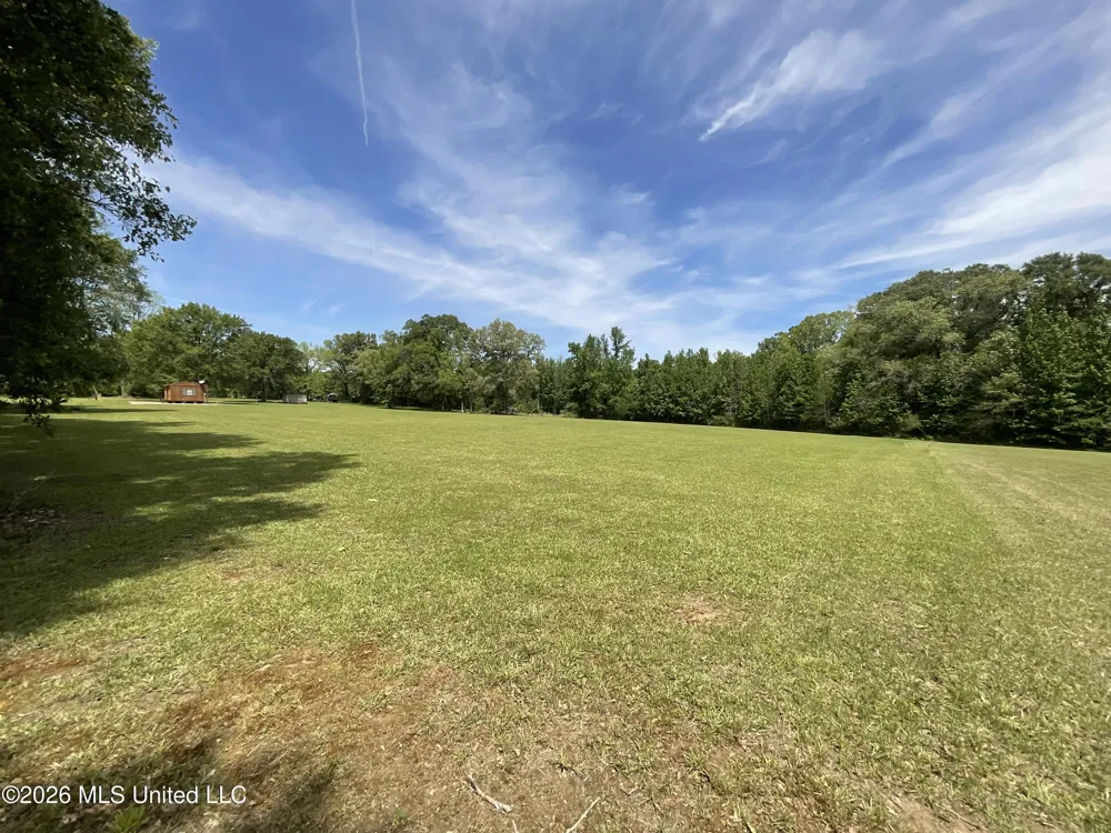 12007 Highway 16 E Benton, MS 39039