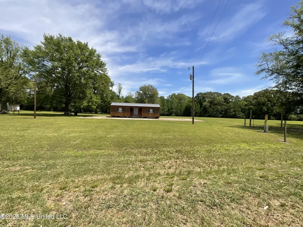 12007 Highway 16 E Benton, MS 39039