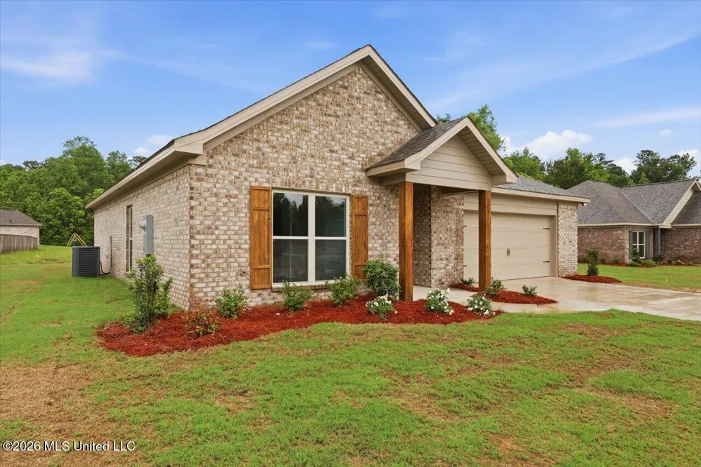 300 Courtney Lane Magee, MS 39111