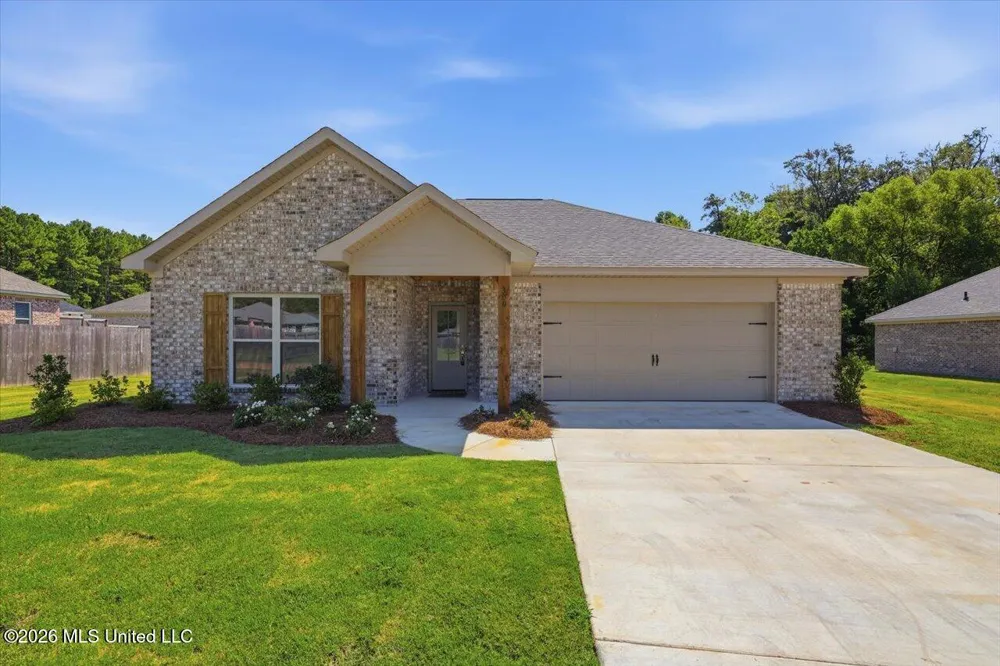 300 Courtney Lane Magee, MS 39111