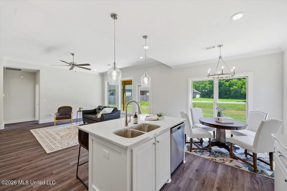 300 Courtney Lane Magee, MS 39111