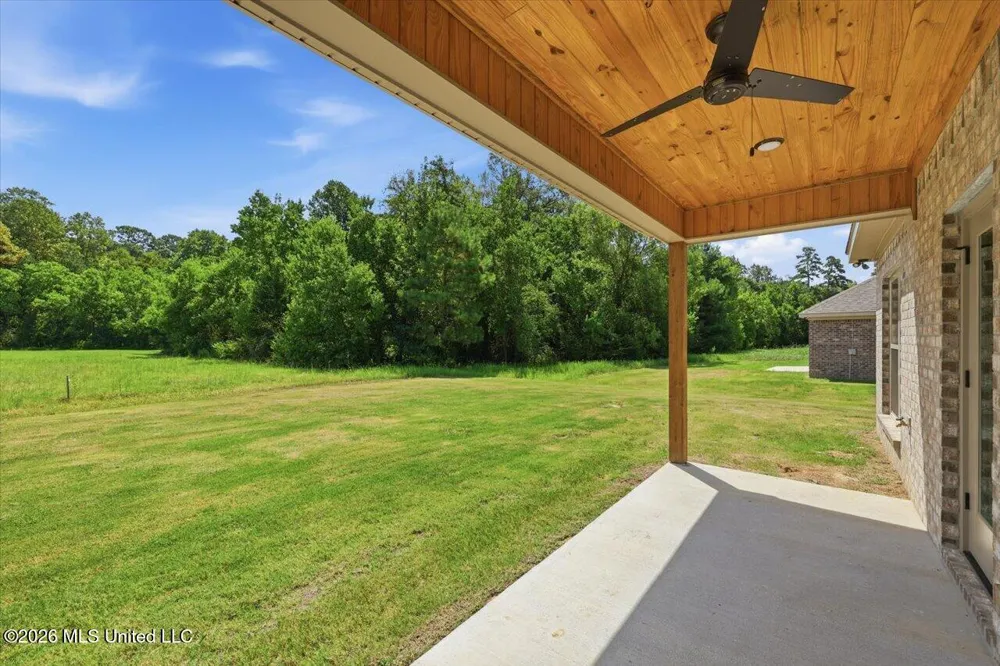 300 Courtney Lane Magee, MS 39111