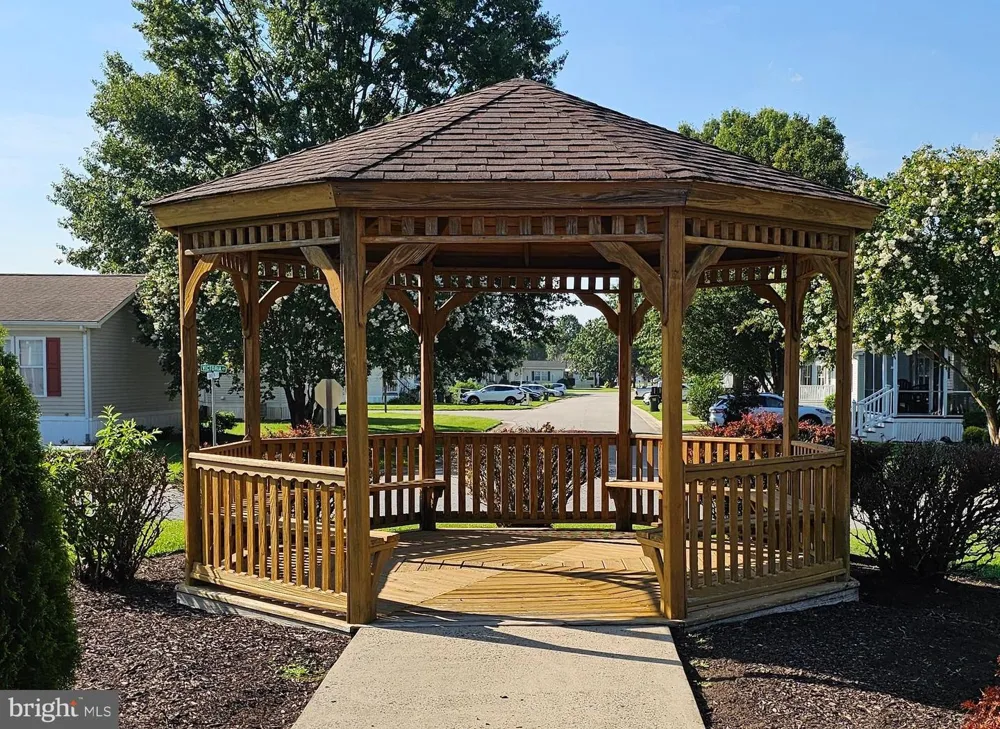 68 PARK LANE Easton, MD 21601