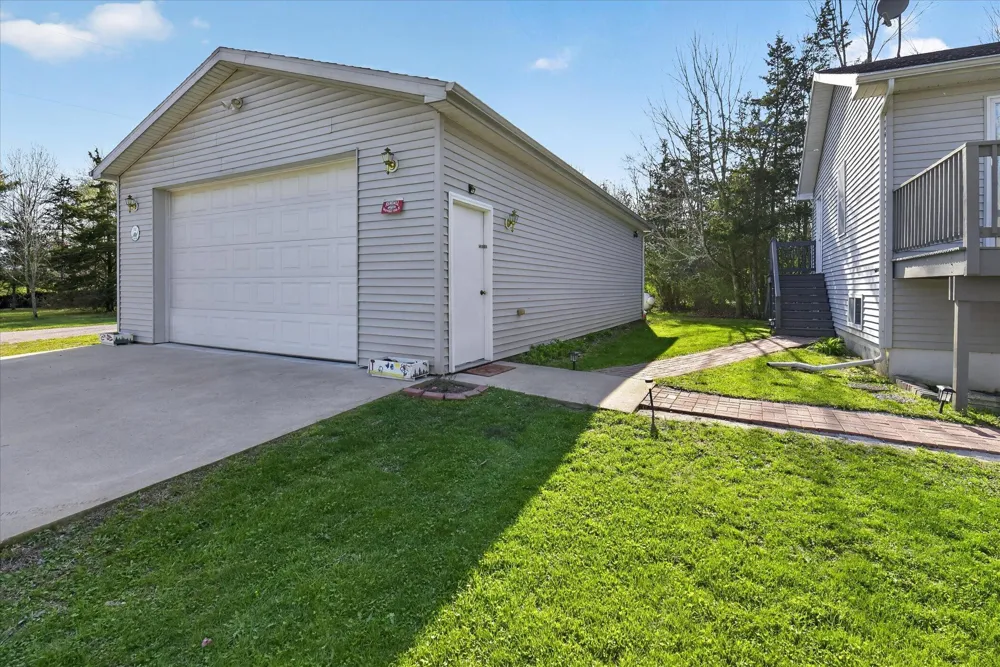 14165 Crampton Road Camden, MI 49232