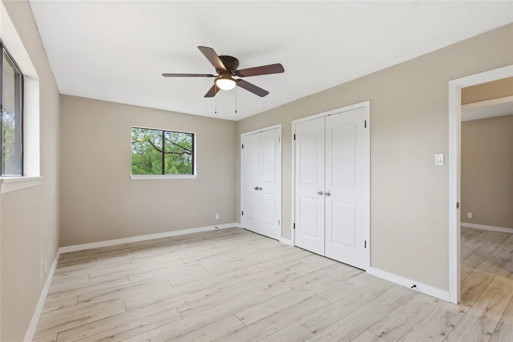 1841 Twin Oaks Kingsland, TX 78639