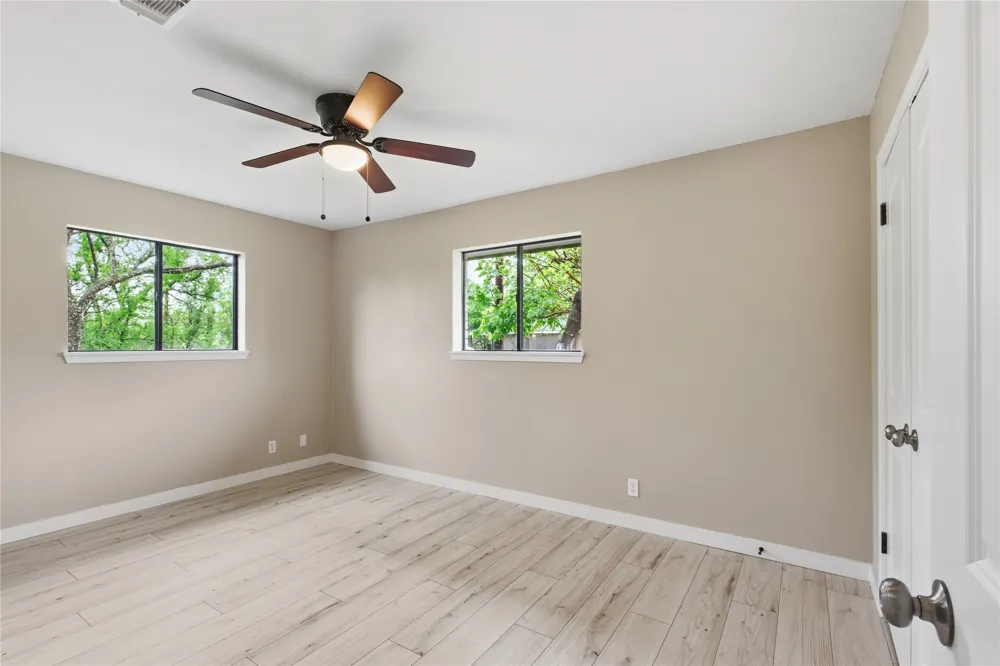 1841 Twin Oaks Kingsland, TX 78639