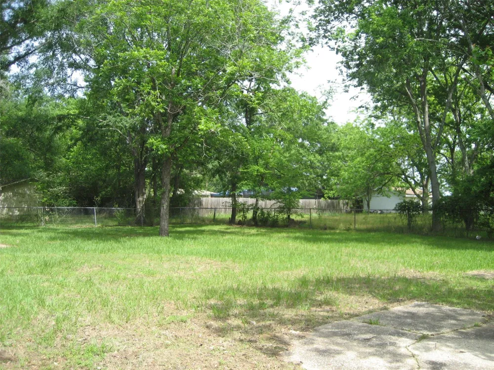 108 Briar Lane Crockett, TX 75835