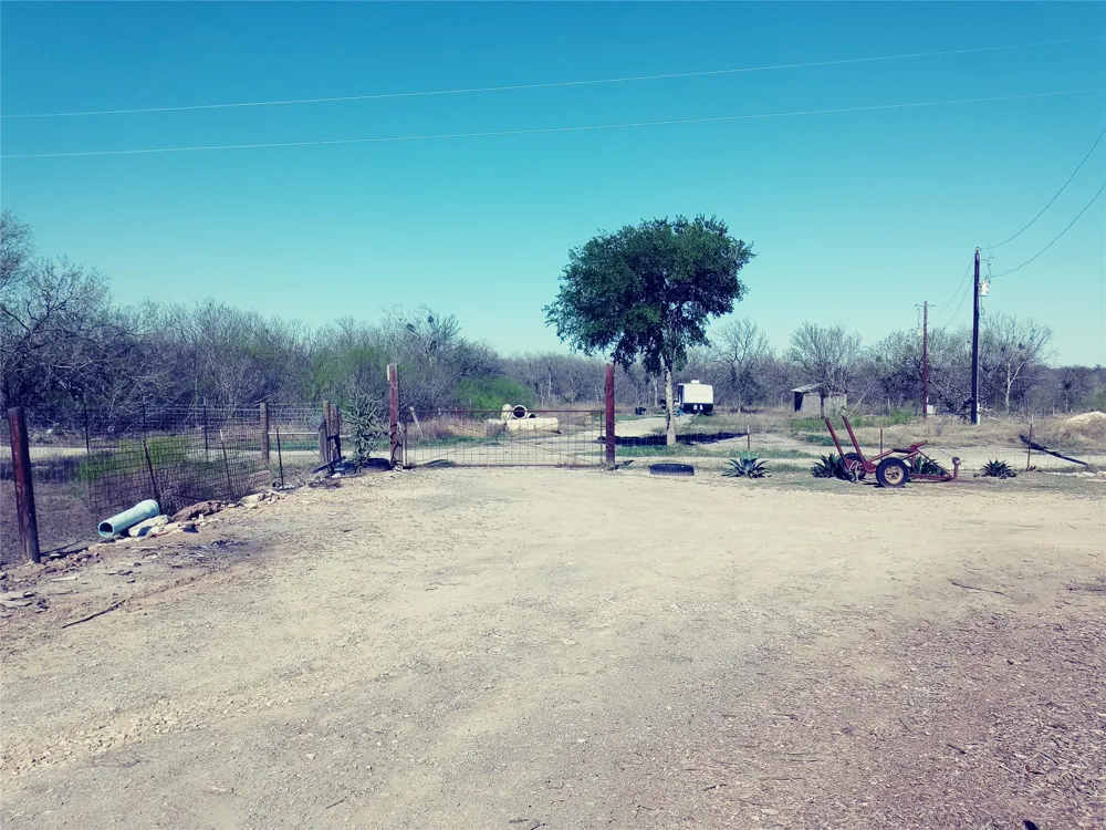 11717 Schriber Road #B Buda, TX 78610