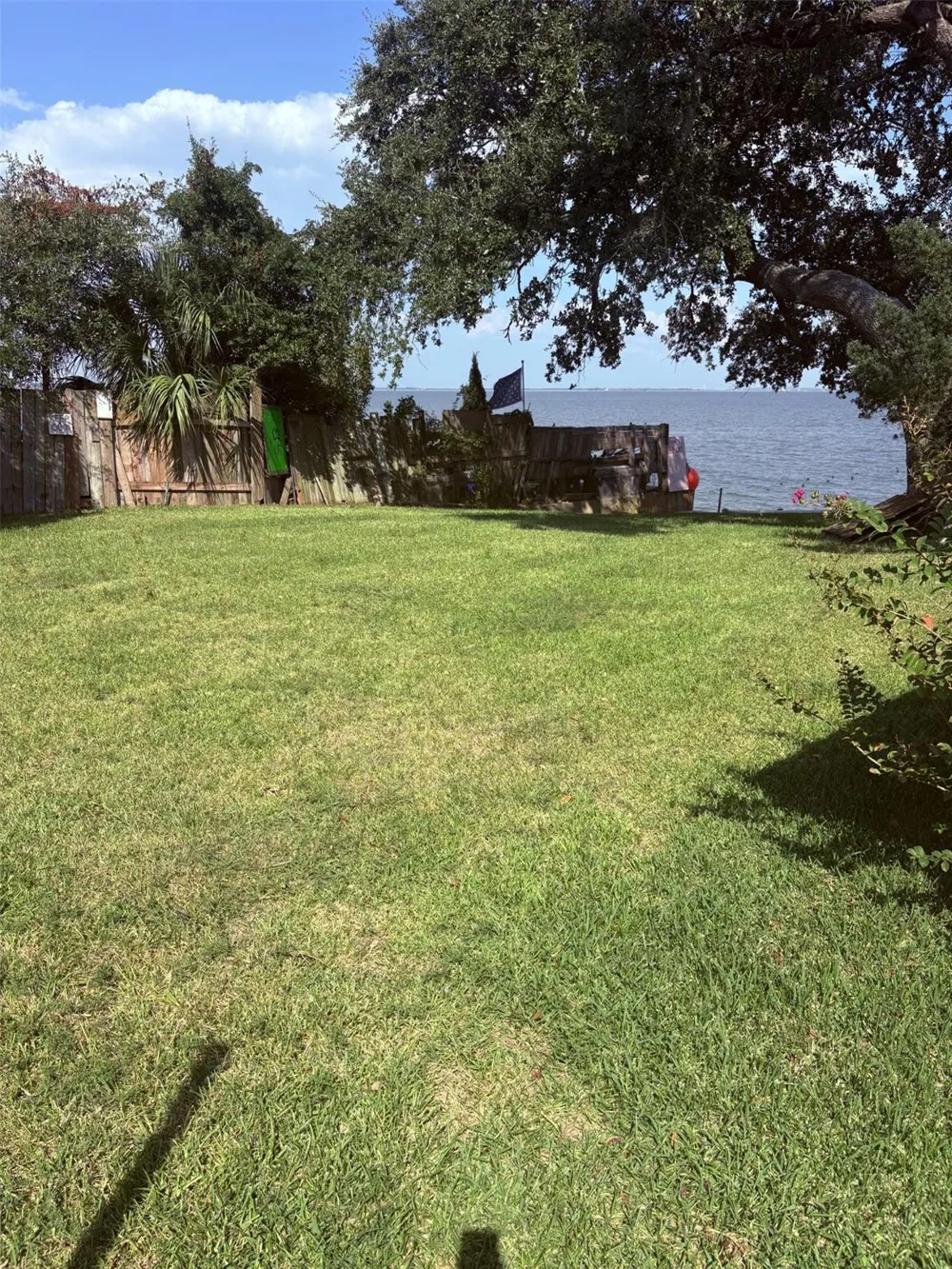 6 Pine Bluff Street La Porte, TX 77571