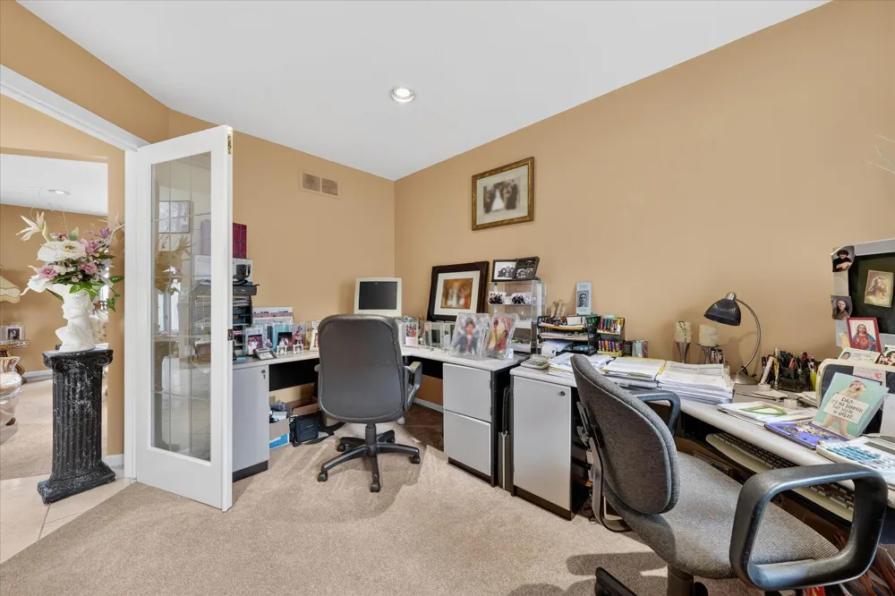 19444 Jack Pine Drive Macomb, MI 48042