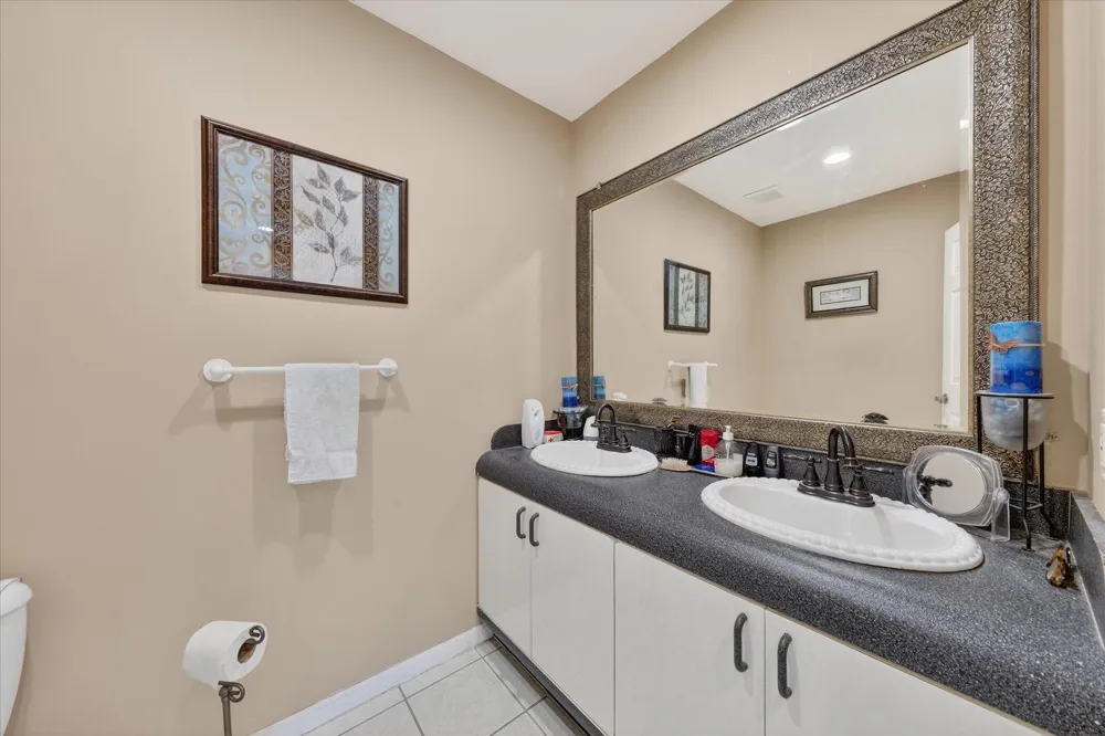 19444 Jack Pine Drive Macomb, MI 48042