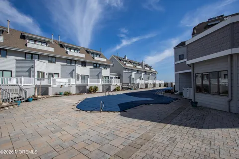 900 Ocean Avenue #24