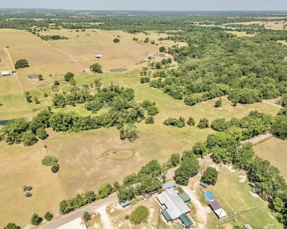 CR 326 Lexington, TX 78947