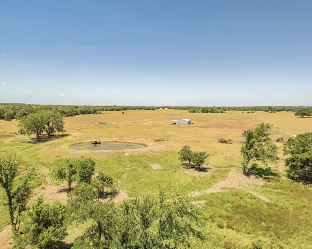 CR 326 Lexington, TX 78947