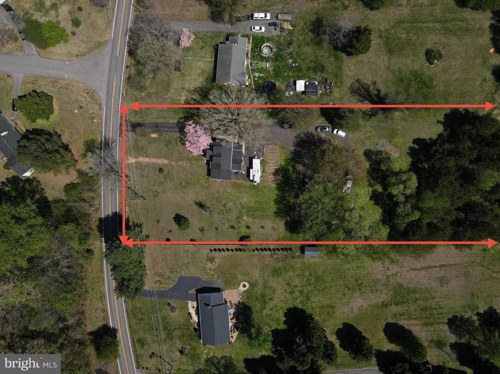 181 SANFORD DRIVE Fredericksburg, VA 22406