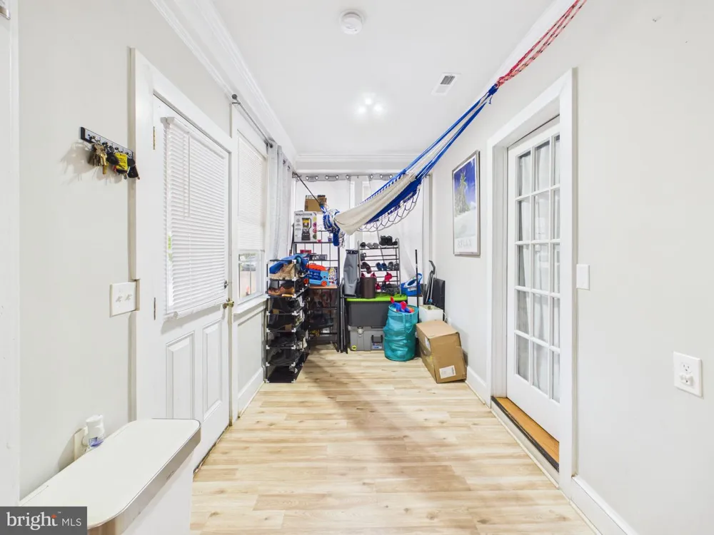 181 SANFORD DRIVE Fredericksburg, VA 22406