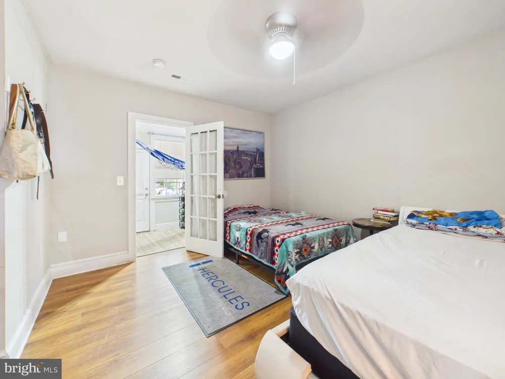 181 SANFORD DRIVE Fredericksburg, VA 22406