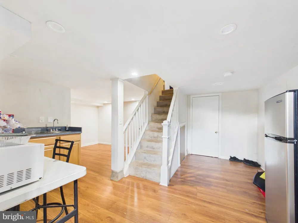 181 SANFORD DRIVE Fredericksburg, VA 22406