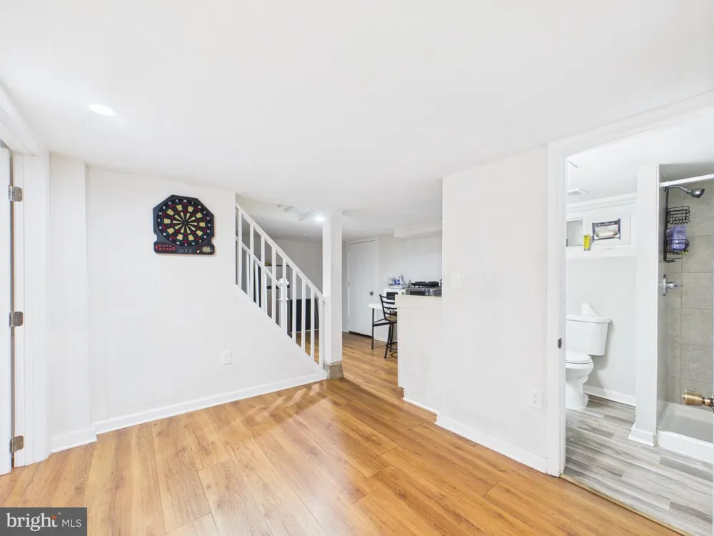 181 SANFORD DRIVE Fredericksburg, VA 22406