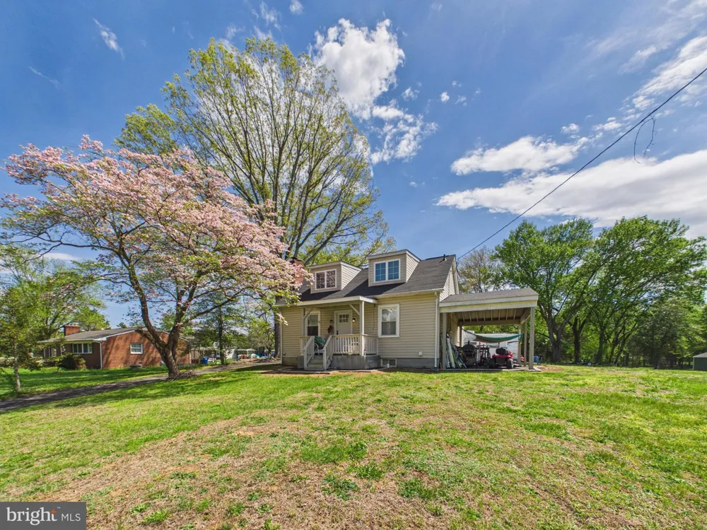 181 SANFORD DRIVE Fredericksburg, VA 22406