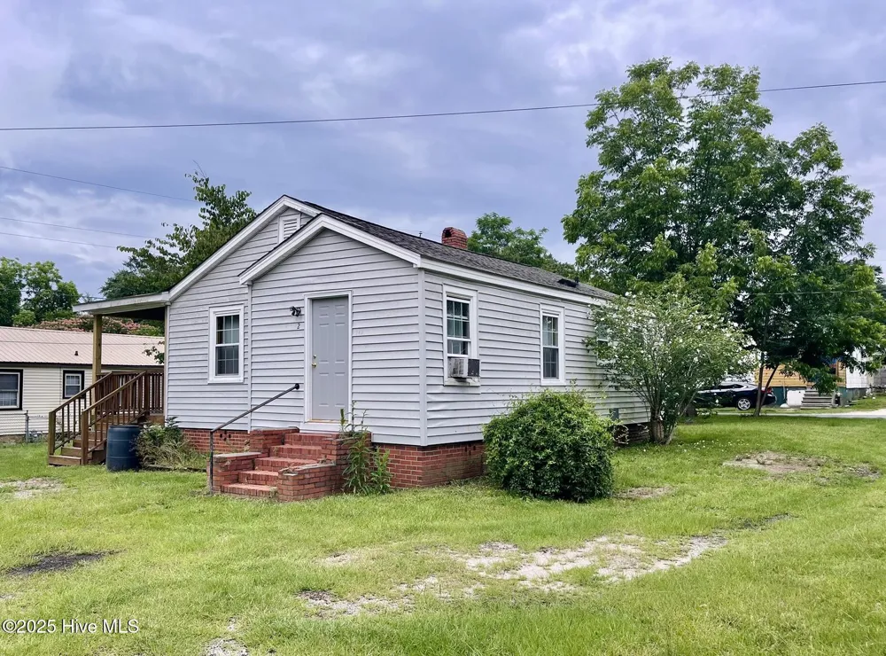 232 Aleo Seventh Avenue Rockingham, NC 28379